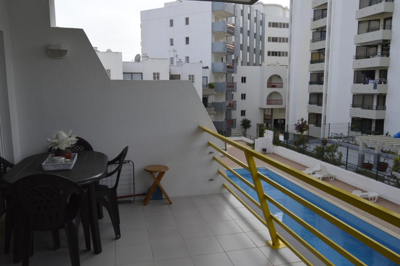 Apartamento Proximo Da Marina Vilamoura C/Piscina E Estacionamento Exterior photo