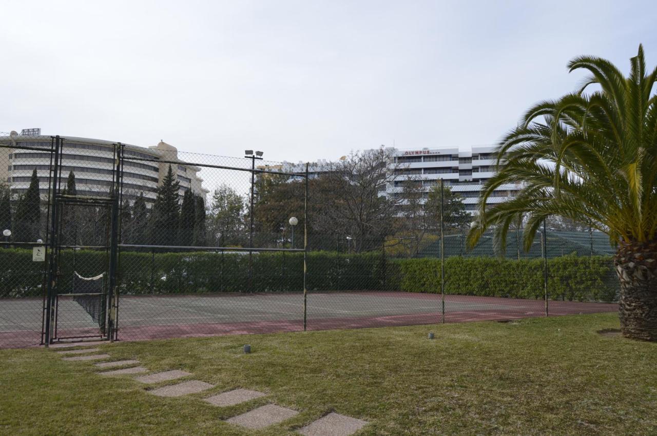Apartamento Proximo Da Marina Vilamoura C/Piscina E Estacionamento Exterior photo